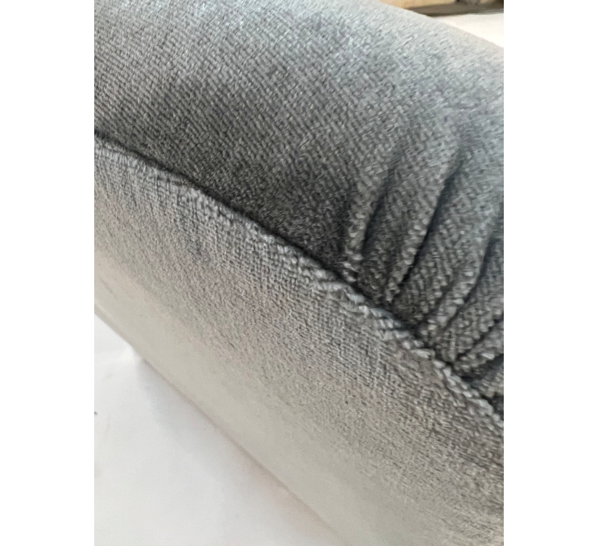 Кресло FOCAL Donghia, стоимость 660 000 руб.  Фотография 3